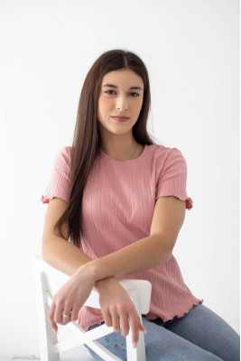 Футболка жіноча